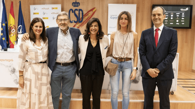 En España se presenta una guía para poder acercar a las mujeres al deporte